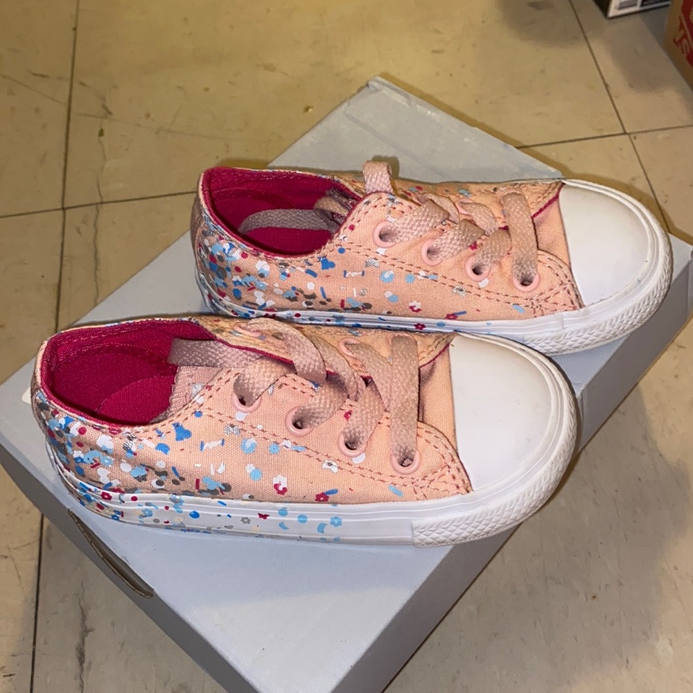 Converse